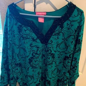 Beautiful green and black shirt. Size 1x